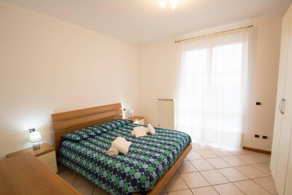 Appartamento Ristrutturato Con Terrazzo Вараце Екстериор снимка